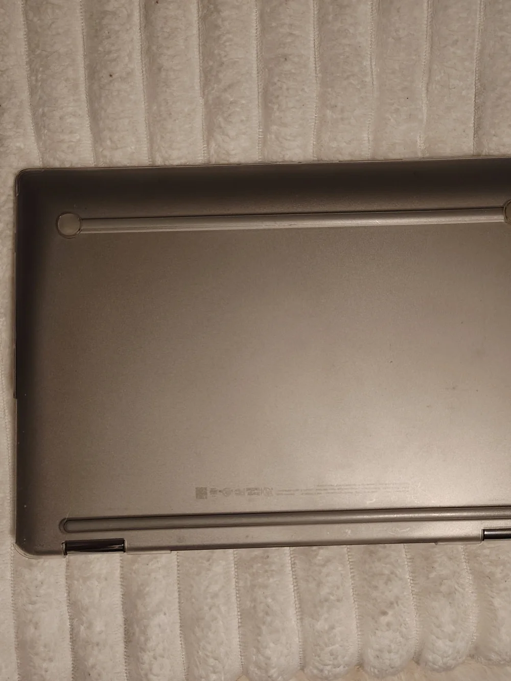 HP Chromebook x360 14-inch Touchscreen Laptop - Ceramic White / Mineral Silver